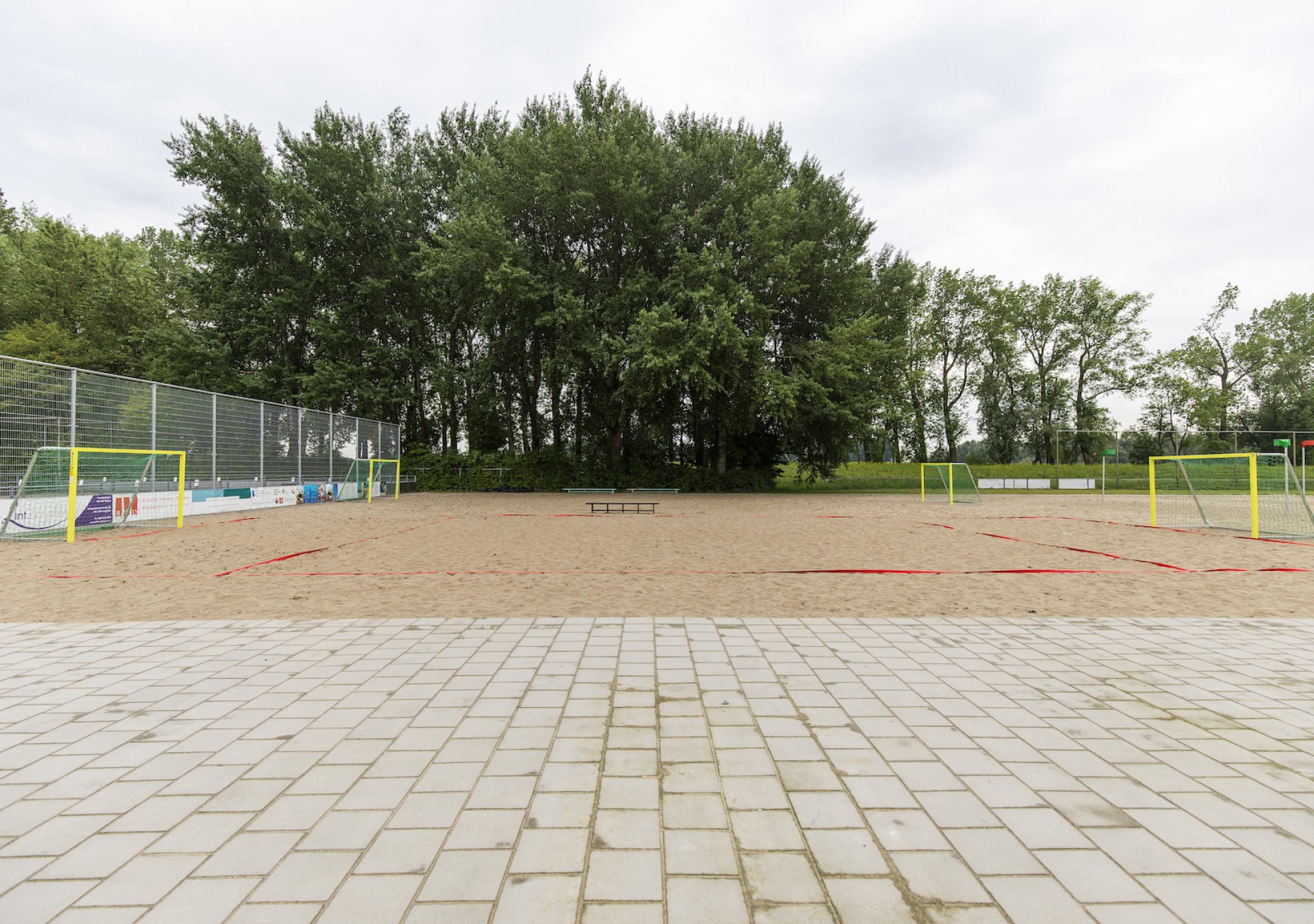Handballen op zand