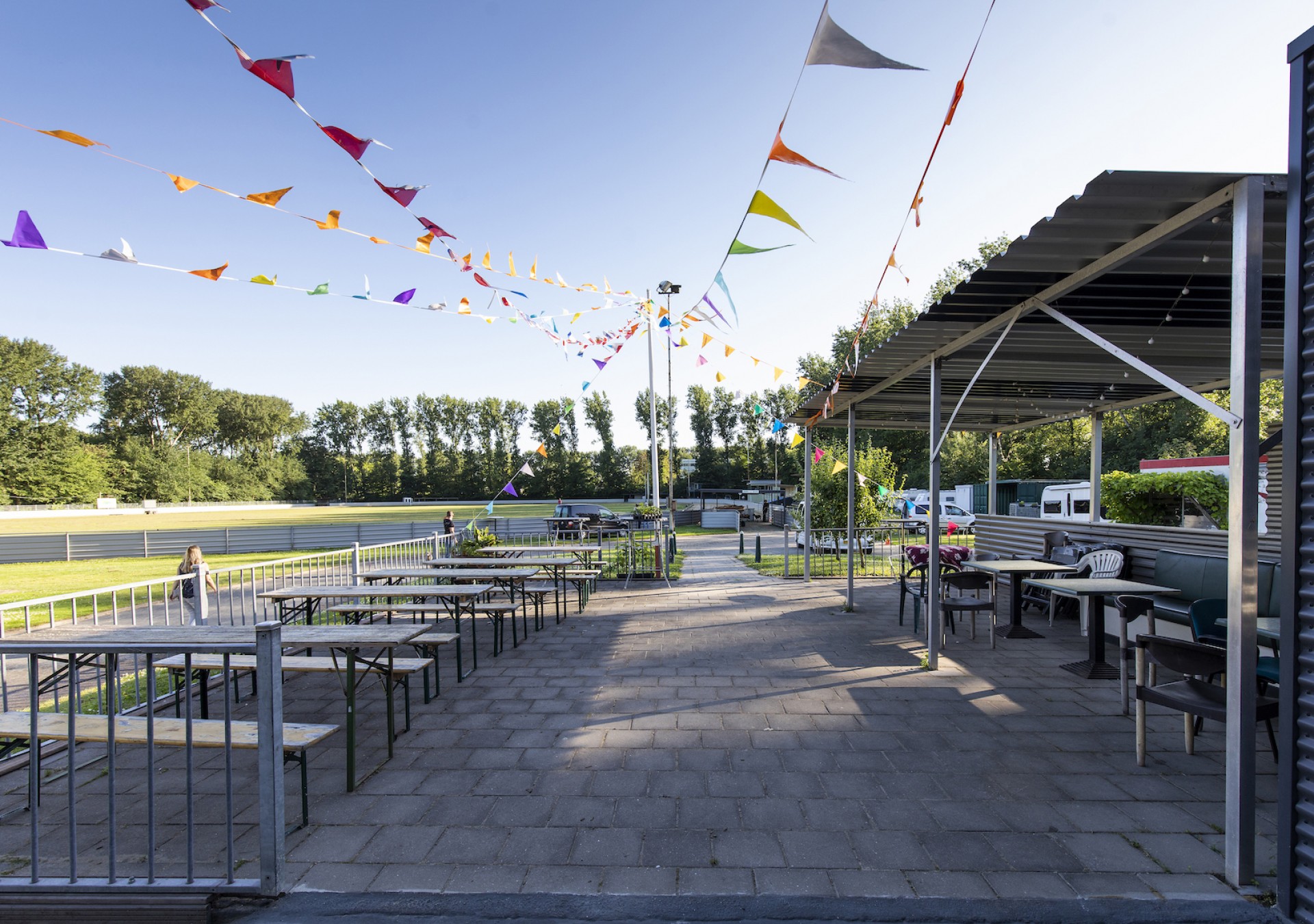Terras met uitzicht op de velden