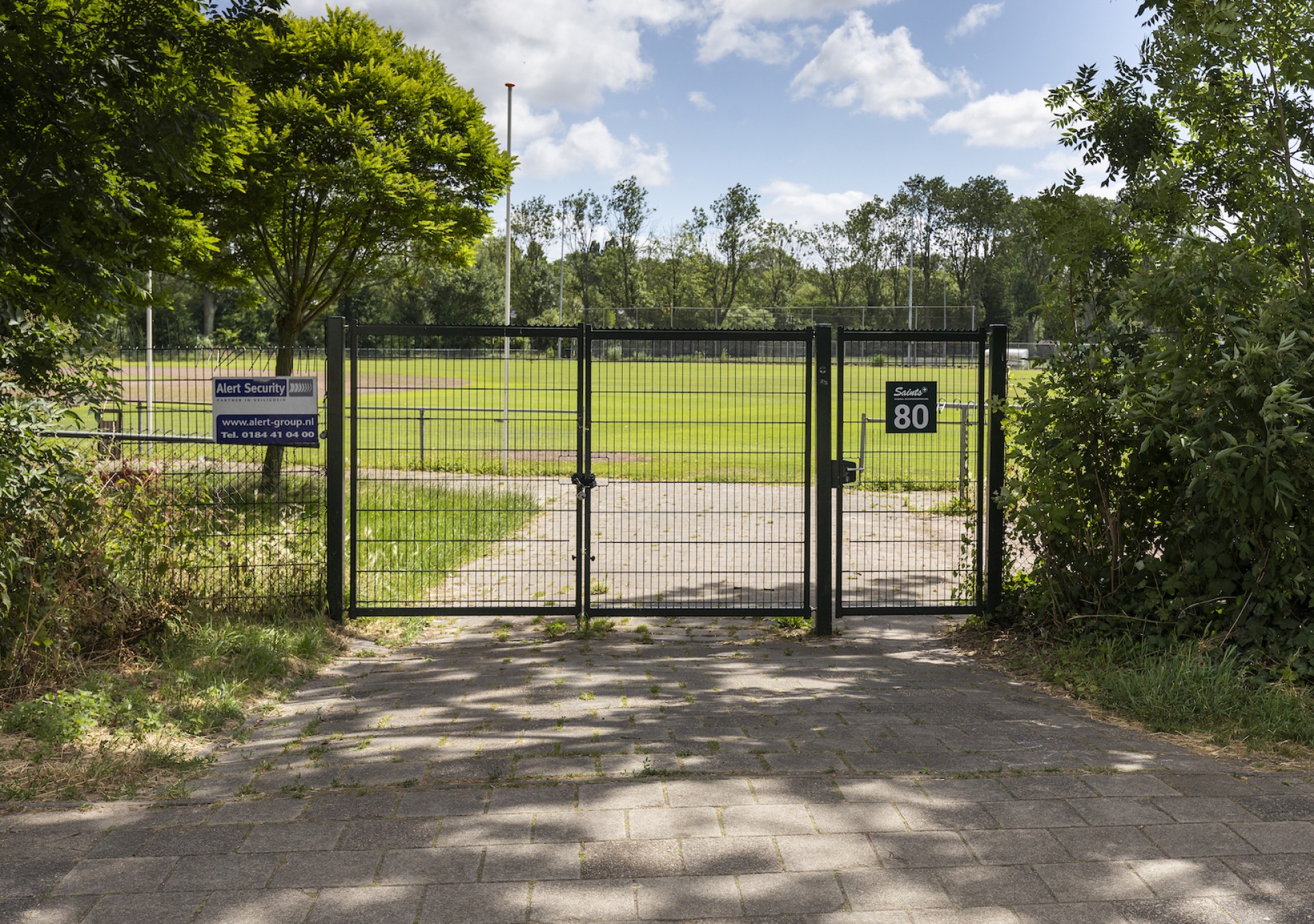 Het complex is vanaf meerdere kanten toegankelijk