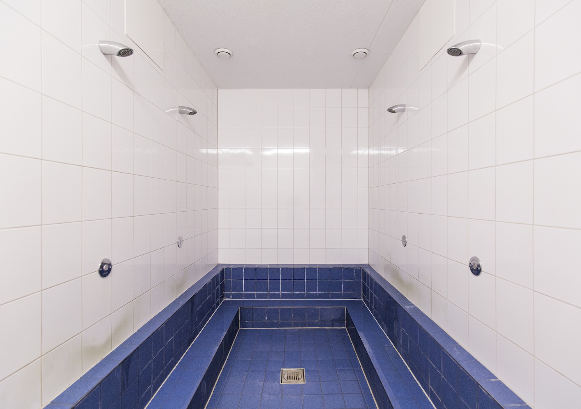 Een schone douche om je na het sporten op te frissen